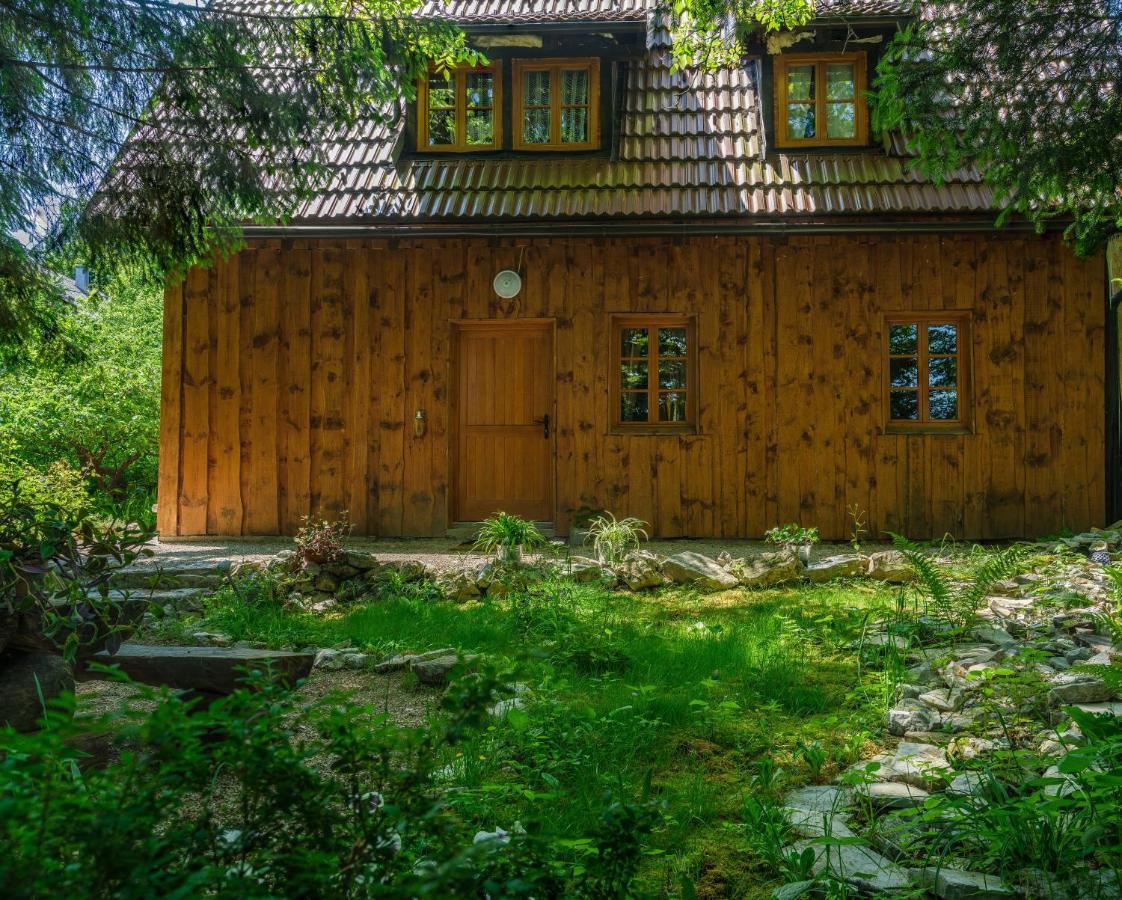 Yeti Cabin Plitvica selo Exteriör bild