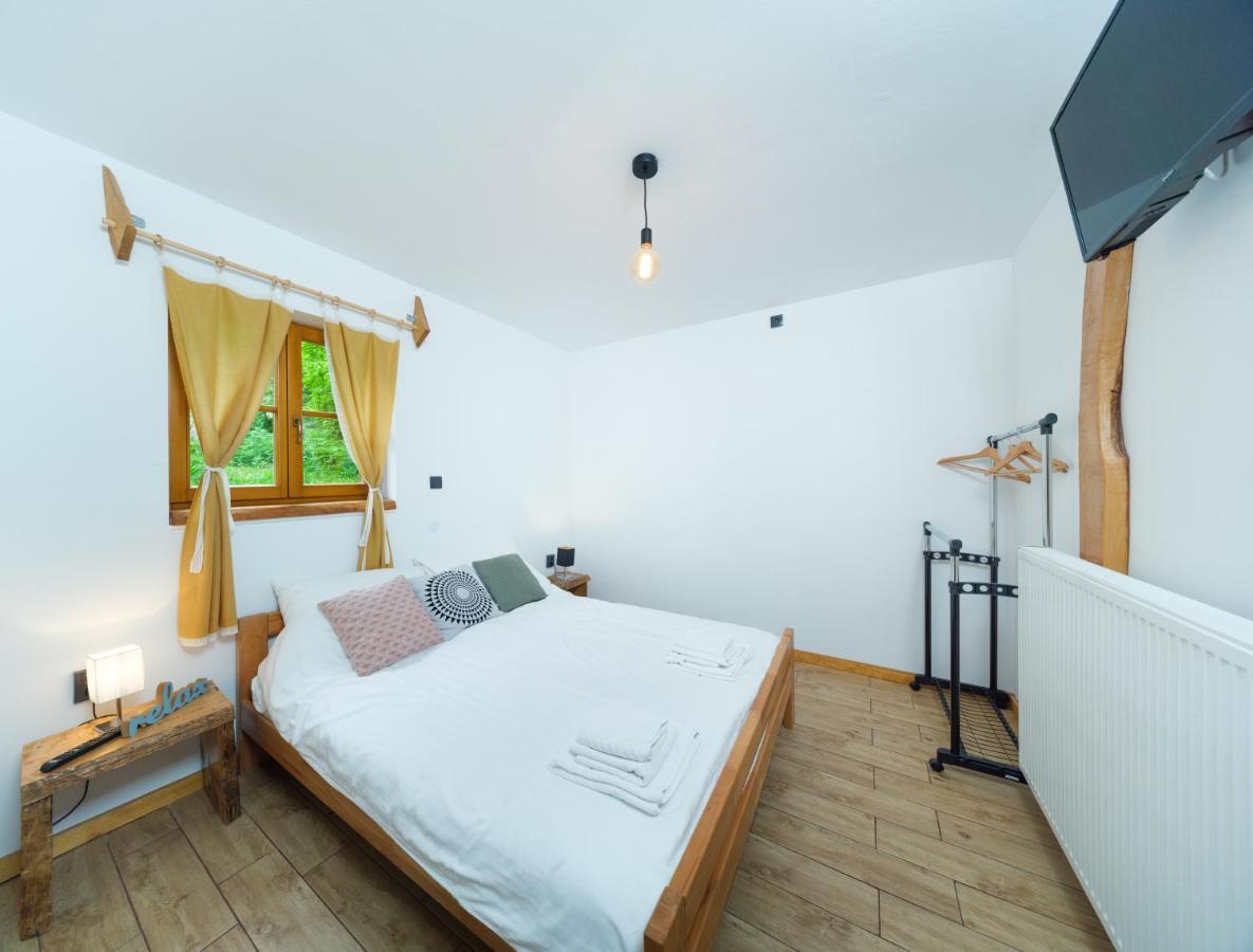 Yeti Cabin Plitvica selo Exteriör bild